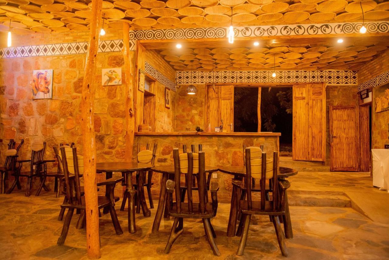 Akagera Transit Lodge Екстер'єр фото