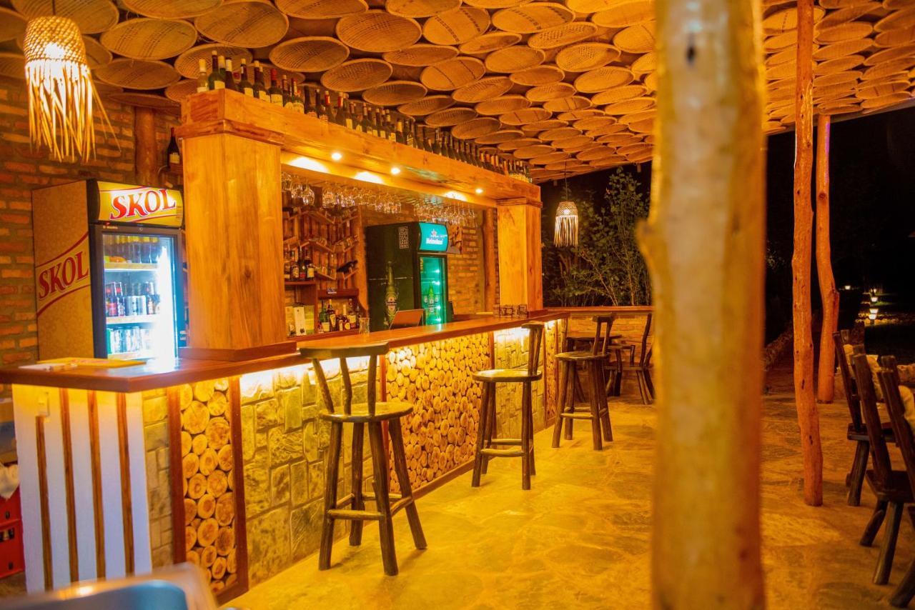Akagera Transit Lodge Екстер'єр фото