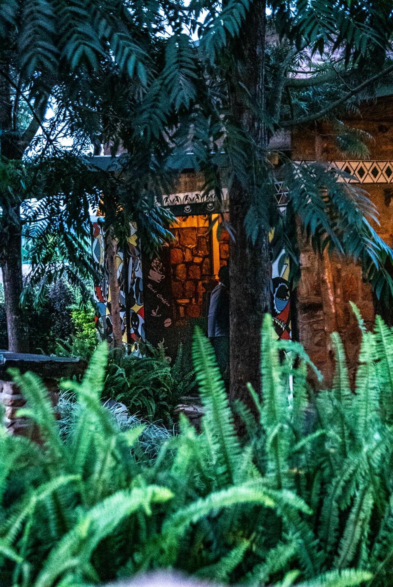 Akagera Transit Lodge Екстер'єр фото